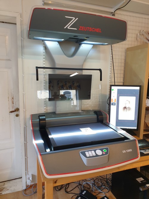 Overhead scanning